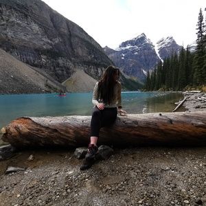 Meet your Posher, Liz